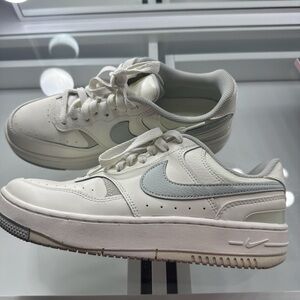 Nike White and Light Yellow Sneakers